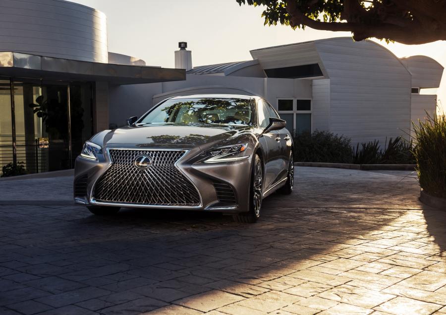  Lexus LS500 2017 года  (NA) (фото 6 из 67)